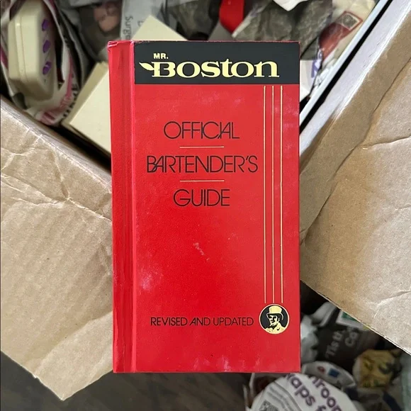 Vintage 1988 Mr. Boston Official Bartender’s Guide MINT - Picture 1 of 1